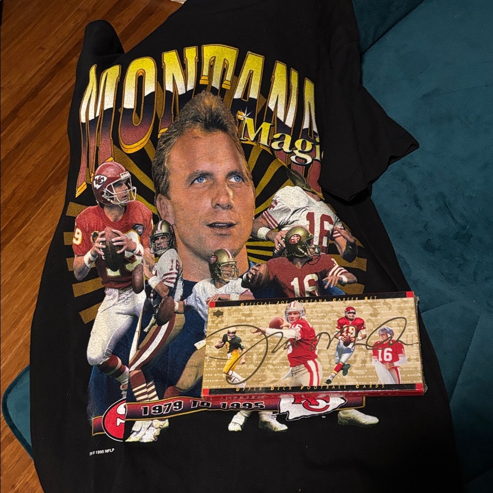 Salem ‘95 Joe Montana Magic Career Black T-shirt w/ card set
49ers / KC Chiefs